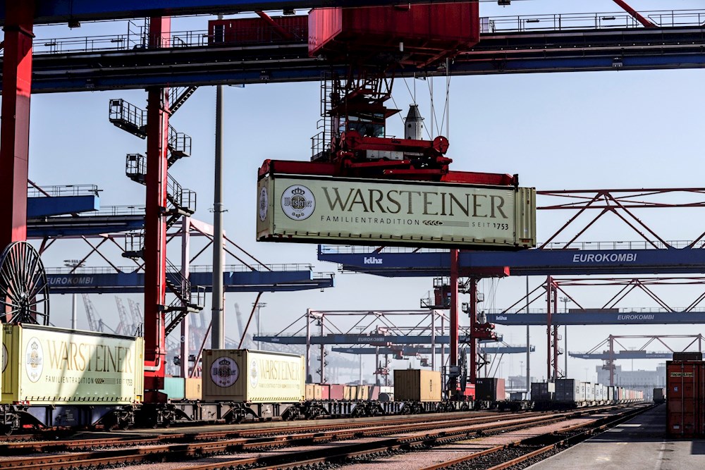 El déficit comercial llegó en febrero a 71.100 millones de dólares