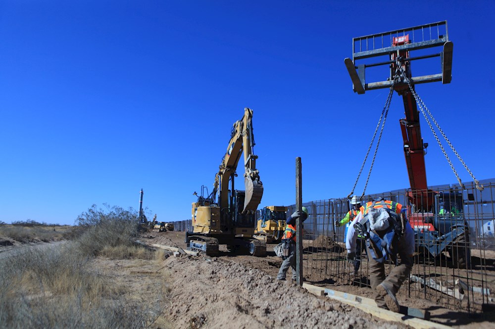 La expropiación de tierras para construir el muro de Trump prosigue con Biden