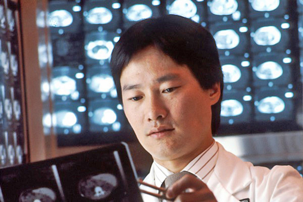 Prevenir una encefalitis es otra razón para vacunarse contra la Covid-19