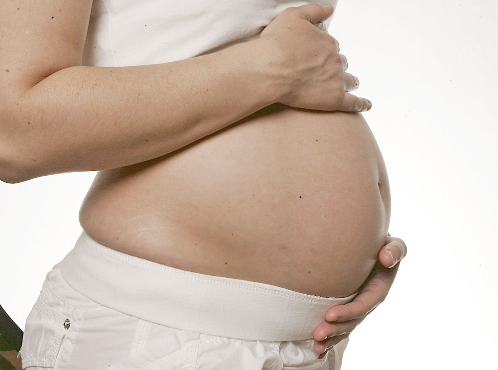 Estudio identifica un efecto protector de la placenta frente a la Covid-19