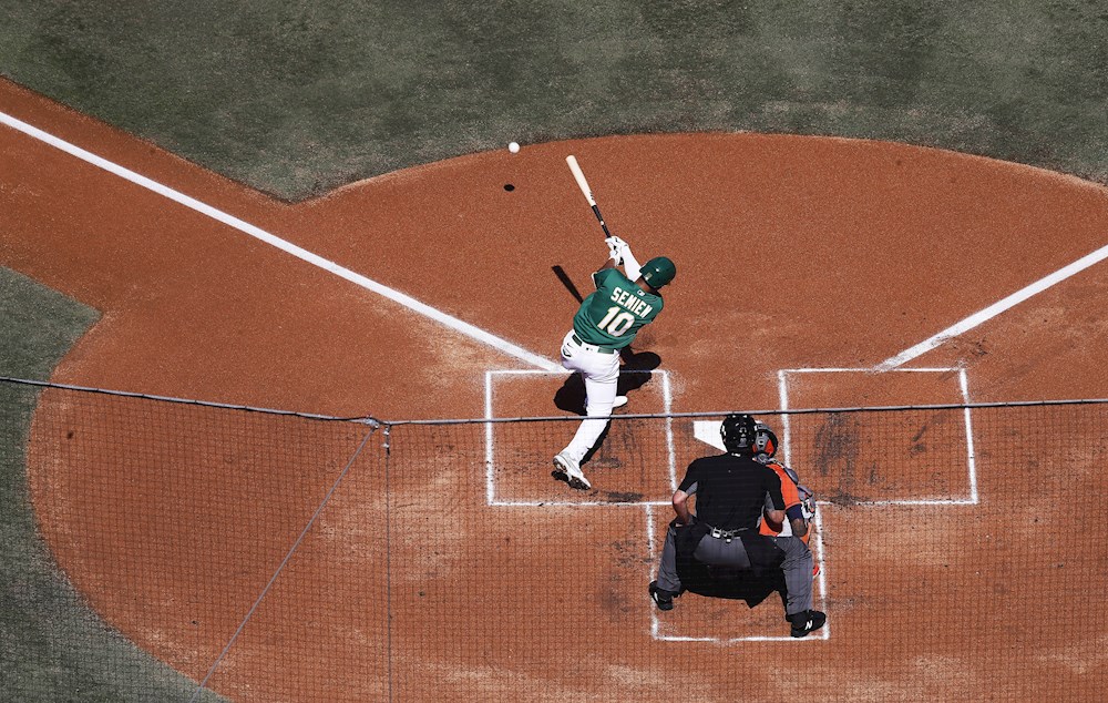 7-2. Marcus Semien jonronea y sella la victoria de los Azulejos sobre los Bravos