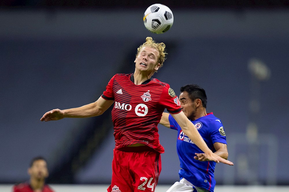 1-0. El ecuatoriano Angulo le da el triunfo al Cruz Azul, que pasa a las semifinales