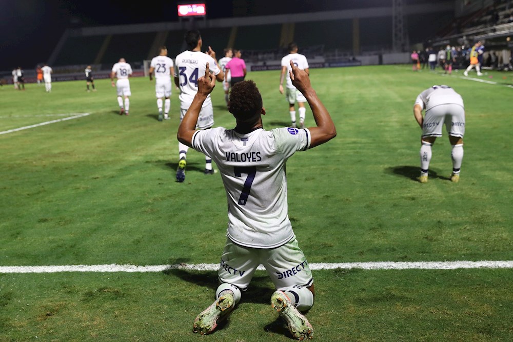 0-1. Ante Bragantino, el colombiano Valoyes marca en el descuento y le da la victoria a Talleres