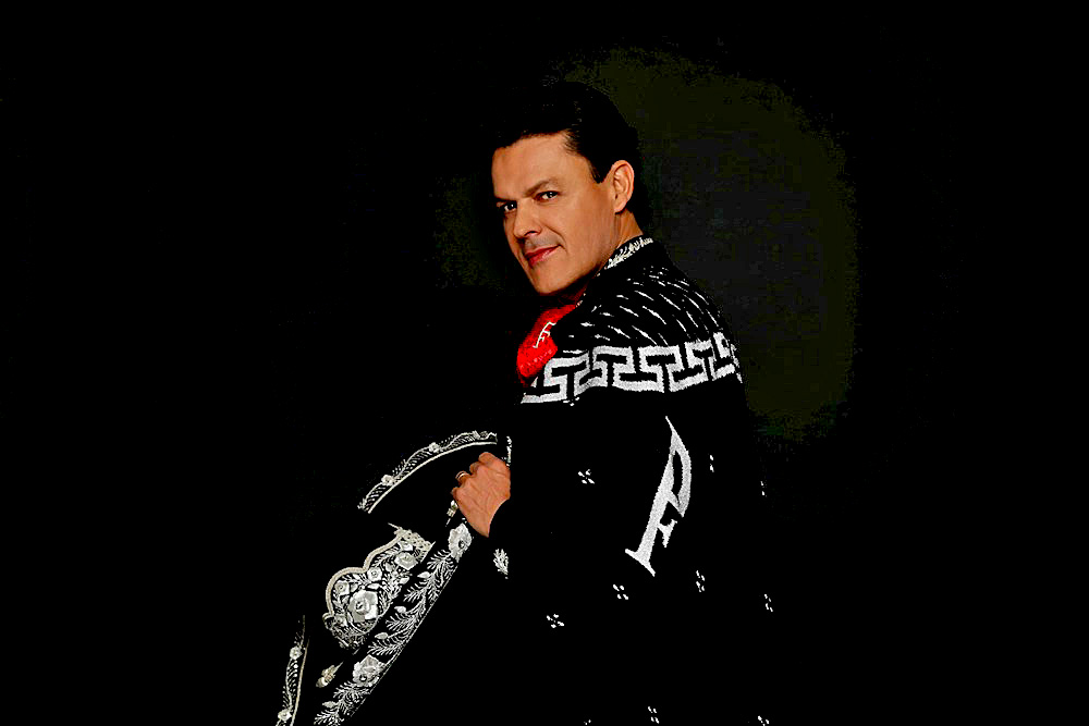 Pedro Fernández: Pedí permiso a Malverde para encarnar al Robin Hood mexicano