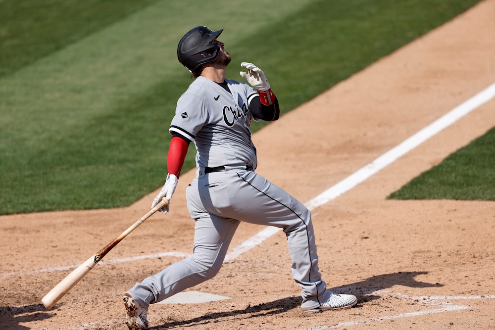 13-8. El Yasmani Grandal aporta un jonron en el triunfo de los Medias Blancas sobre los Mellizos