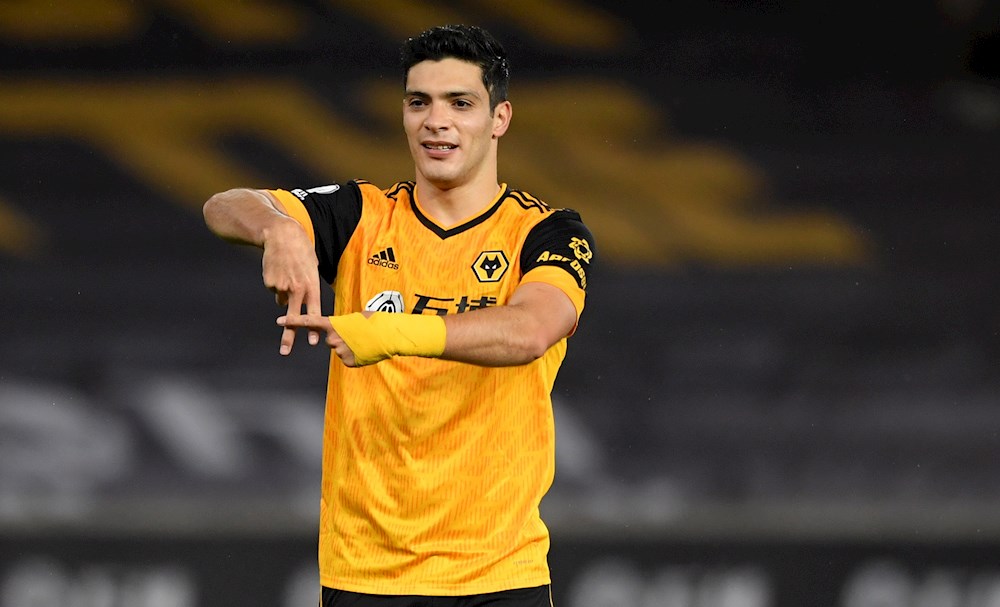 El “Tata” Martino libera a Raúl Jiménez de la selección para que se recupere