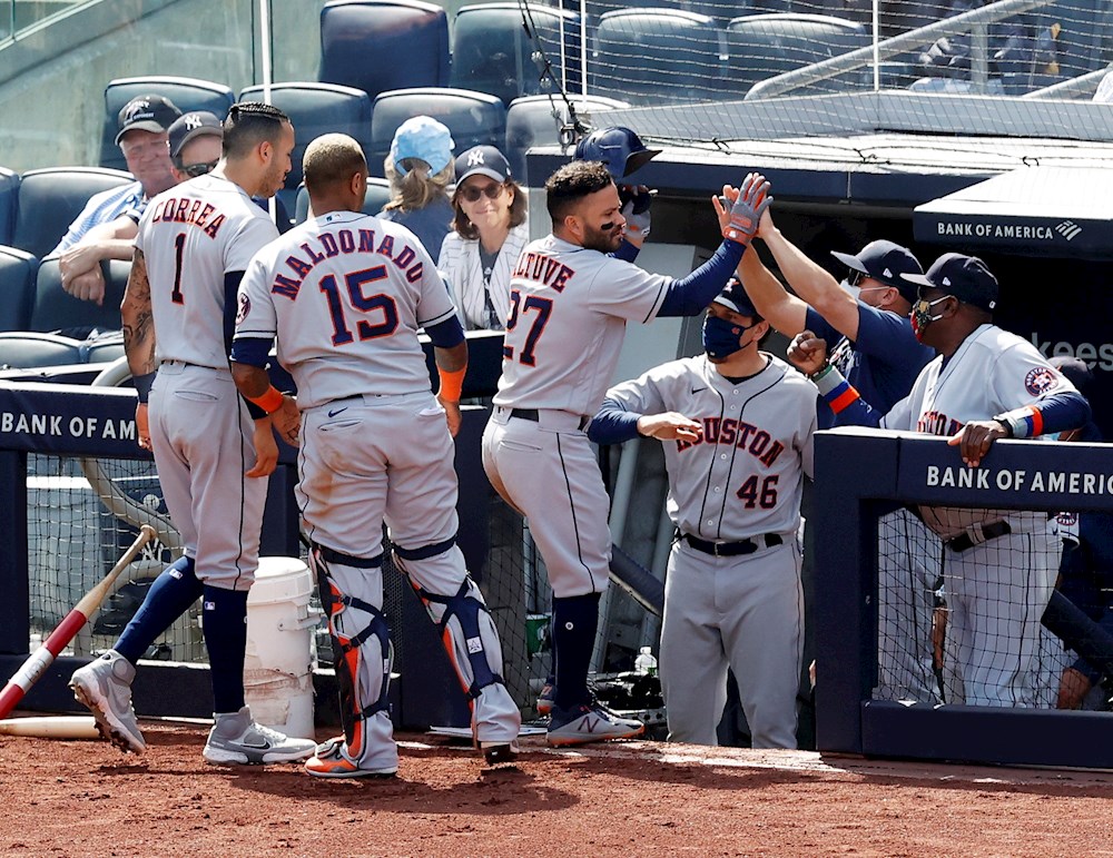 El venezolano Altuve celebra sus 31 años con jonrón y triunfo sobre Yanquis