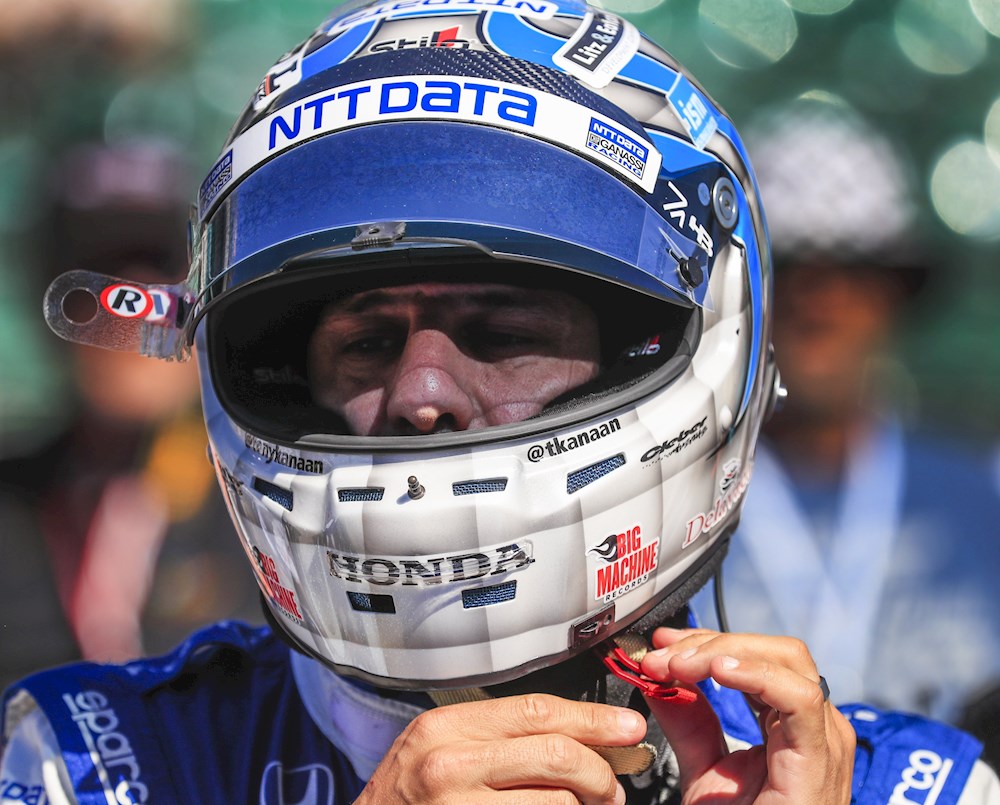 El brasileño Kanaan, el más rápido del tercer día de ensayos para las 500 Millas de Indianápolis