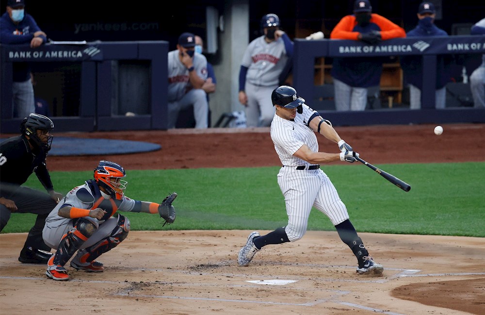 Giancarlo Stanton jonronea en victoria de los Yanquis por 7-3