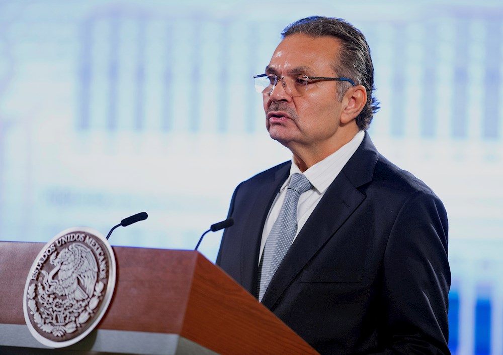 México defiende la compra de refinería en Houston y su apuesta al petróleo