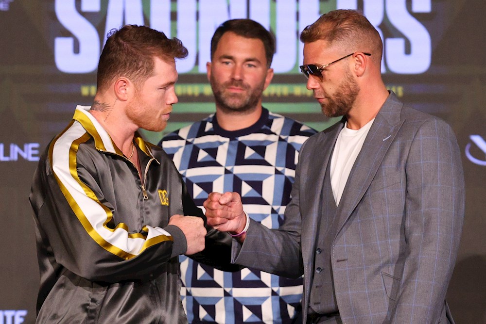 ‘Canelo’ y Saunders pasan el pesaje y se declaran listos para pelear