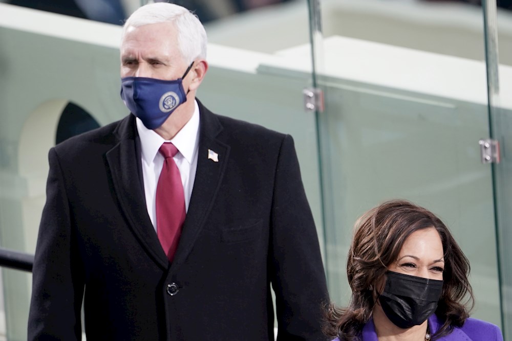 Pence es interrumpido por gritos de “traidor” en un foro conservador