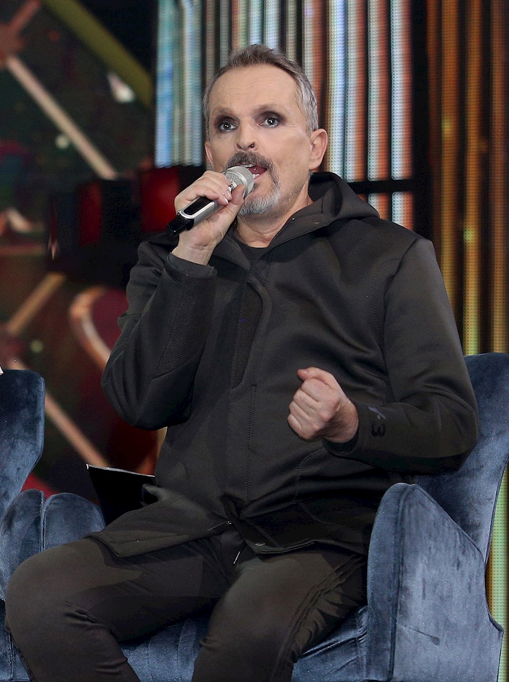 Miguel Bosé causa preocupación tras aparición en la televisión mexicana