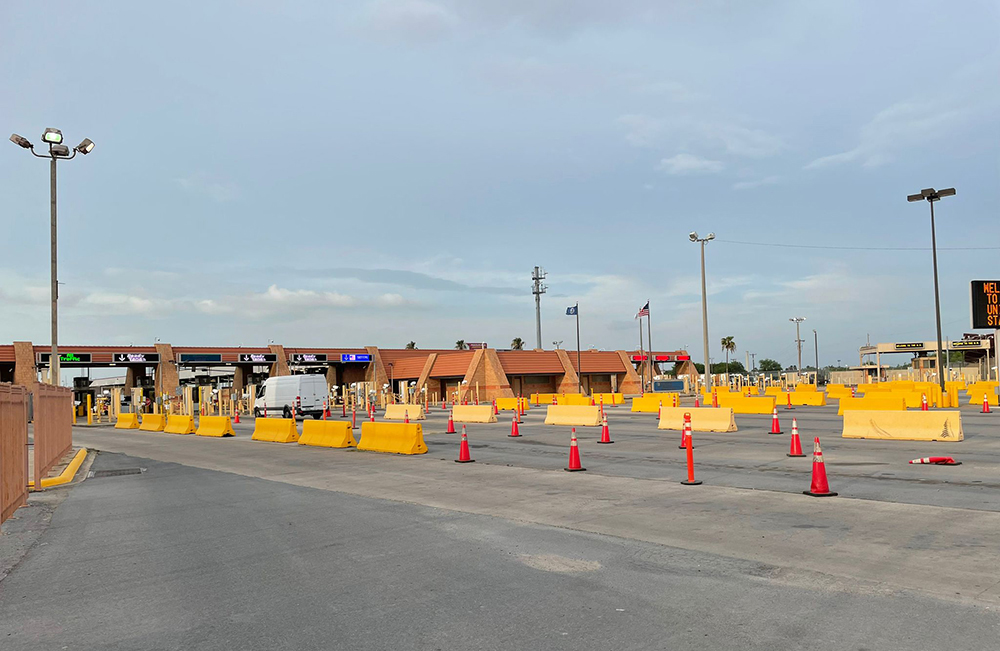 Desierto el puente internacional Hidalgo – Reynosa el miércoles por la tarde