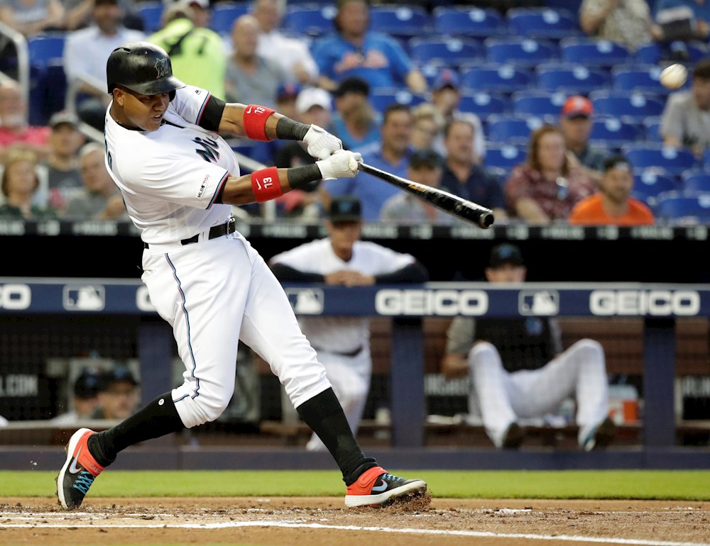 El dominicano Castro pega sencillo y marca la victoria de Nacionales