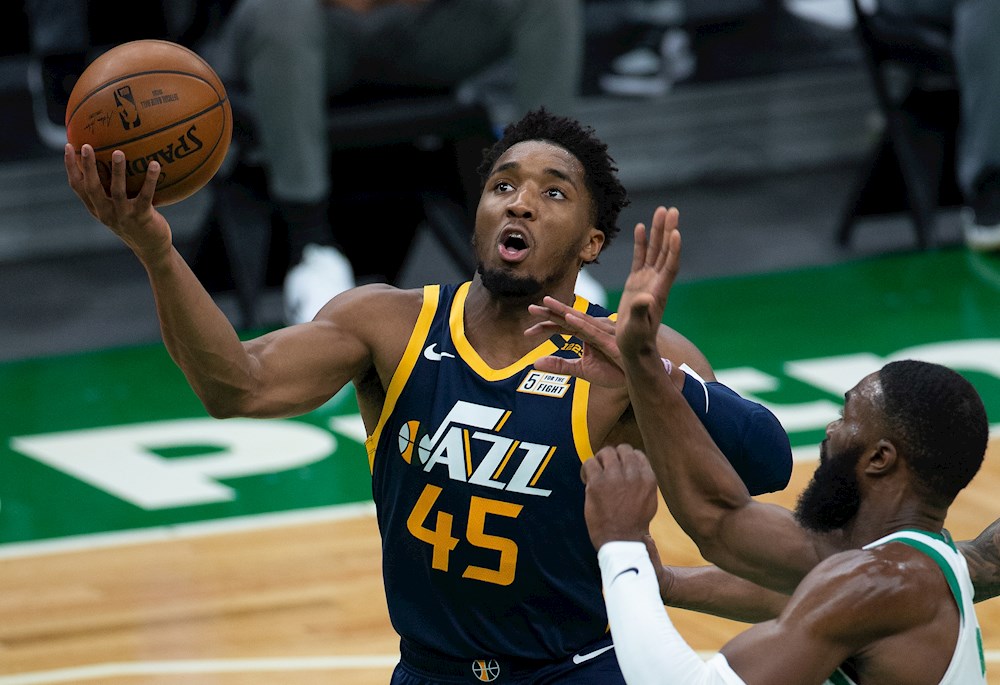 126-110. Mitchell y Jazz fueron superiores a Grizzlies y llegan a semifinales