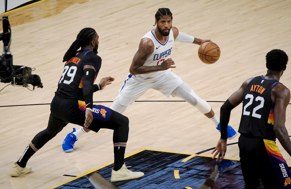 102-116: Paul George toma Phoenix y los Clippers se mantienen con vida