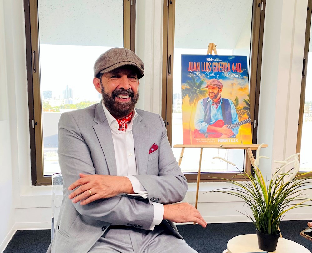 Juan Luis Guerra anuncia gira “Entre el mar y las palmeras” y cinta animada