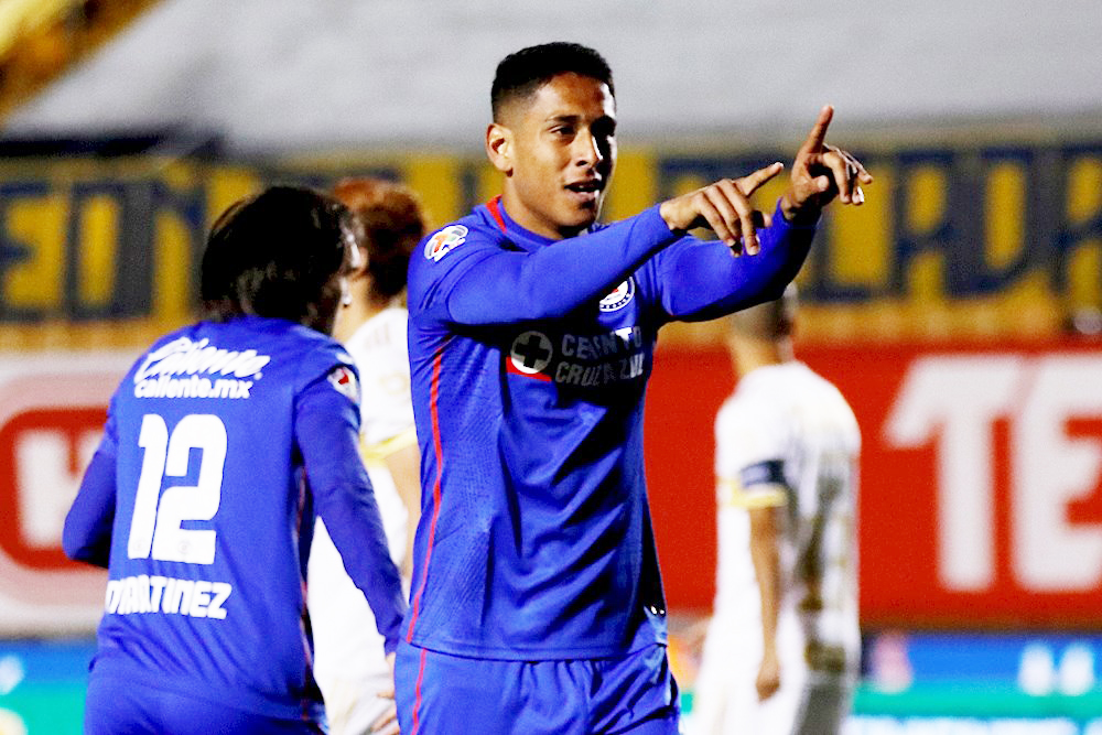 Luis Romo del campeón mexicano Cruz Azul es el mejor jugador del Clausura