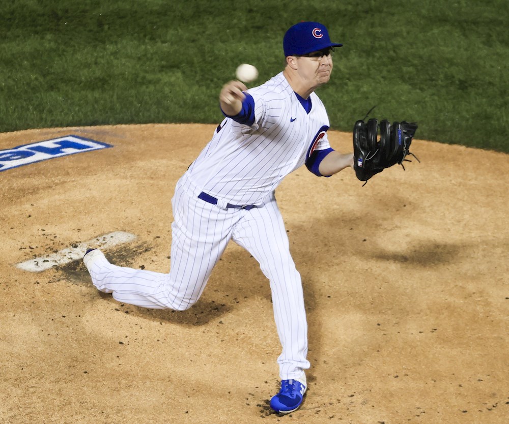 2-0. Mills controla con su serpentina a los Marlins