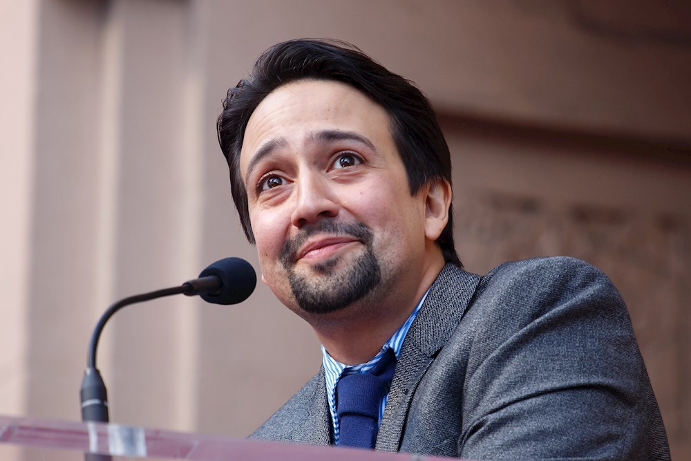 Lin-Manuel Miranda se disculpa por falta de afrolatinos en “In The Heights”