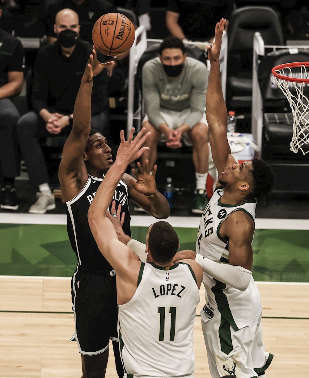 107-96. Antetokounmpo reivindica ser MVP y Bucks empatan serie ante Nets
