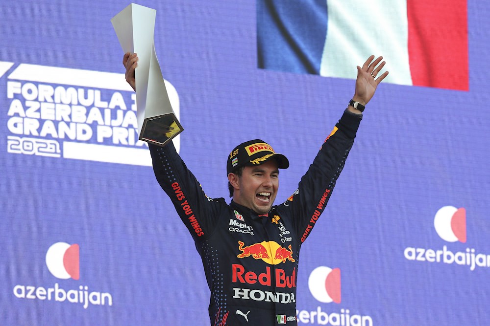 ‘Checo’ Pérez, una marca que vuela con velocidad de monoplaza