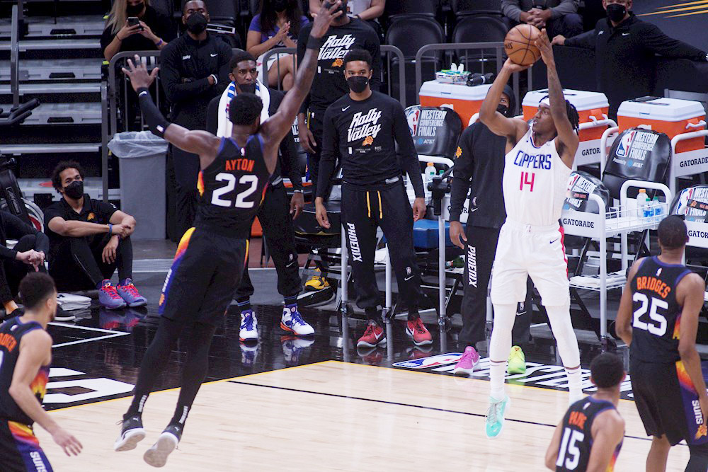 120-114: Los Suns toman ventaja ante los Clippers con un espléndido Booker