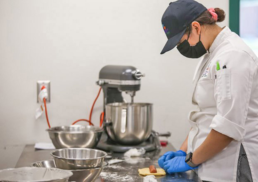 Artes Culinarias presenta nuevo título en Gestión de Restaurantes Otoño 2021