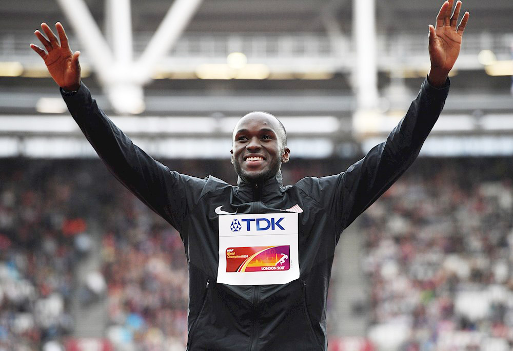 Claye gana el triple salto; Thompson, lanzamiento jabalina; Nilsen, pértiga