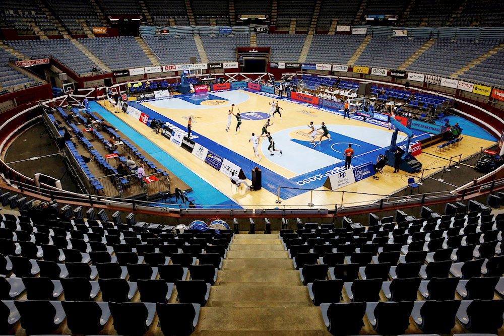 Piden sanciones ejemplares por incidente de tortillas arrojadas a latinos