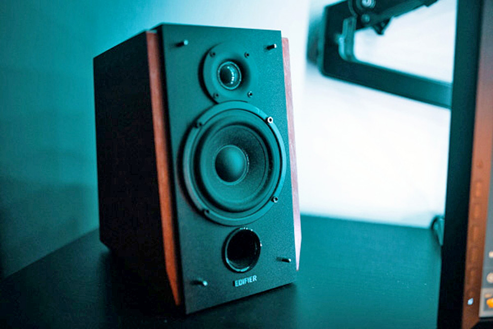 Súbale el volumen a la música: los sonidos fuertes pueden ayudar con la soledad