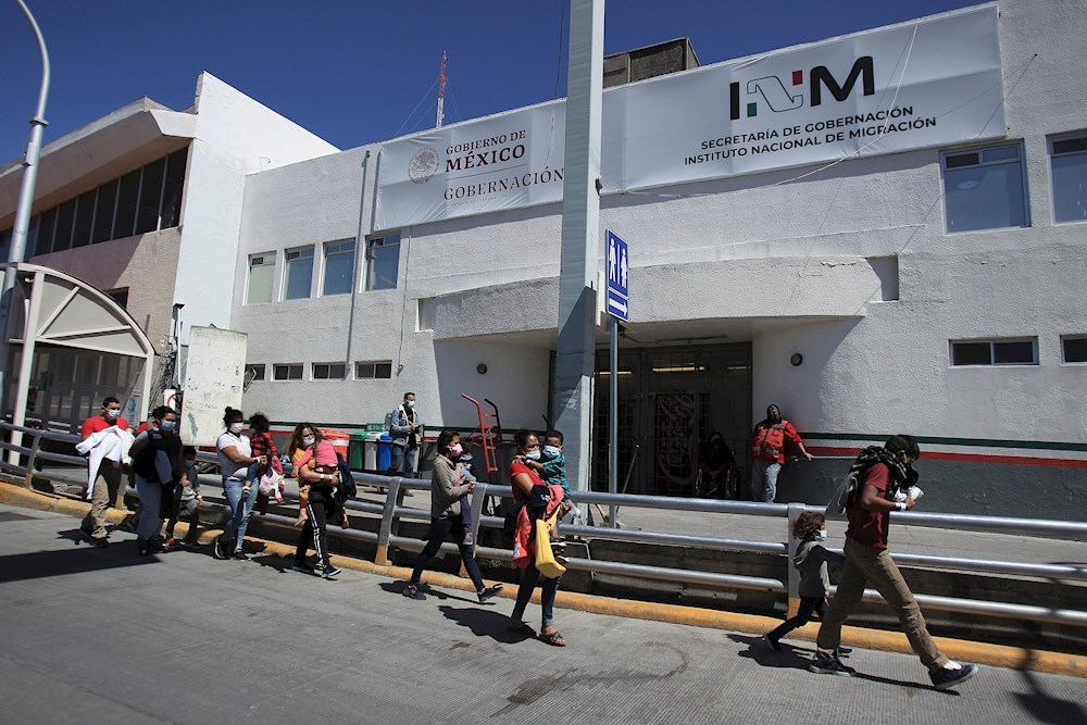 Gobierno mexicano pide a EE.UU. un “trato digno” a repatriados