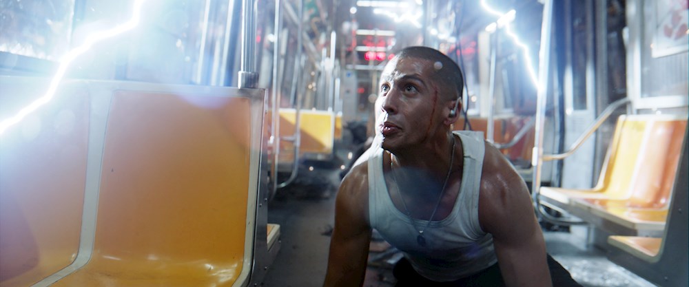 Carlito Olivero se adentra en los macabros laberintos de “Escape Room”