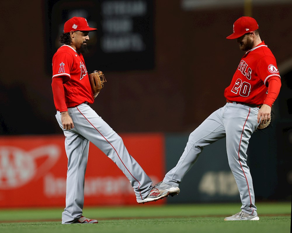 11-8. Walsh, grand slam y jonrón con Angelinos, que dejan tendidos a los Yanquis