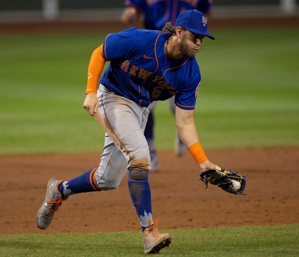1-0. Jeff McNeil impulsa la carrera del triunfo de los Mets