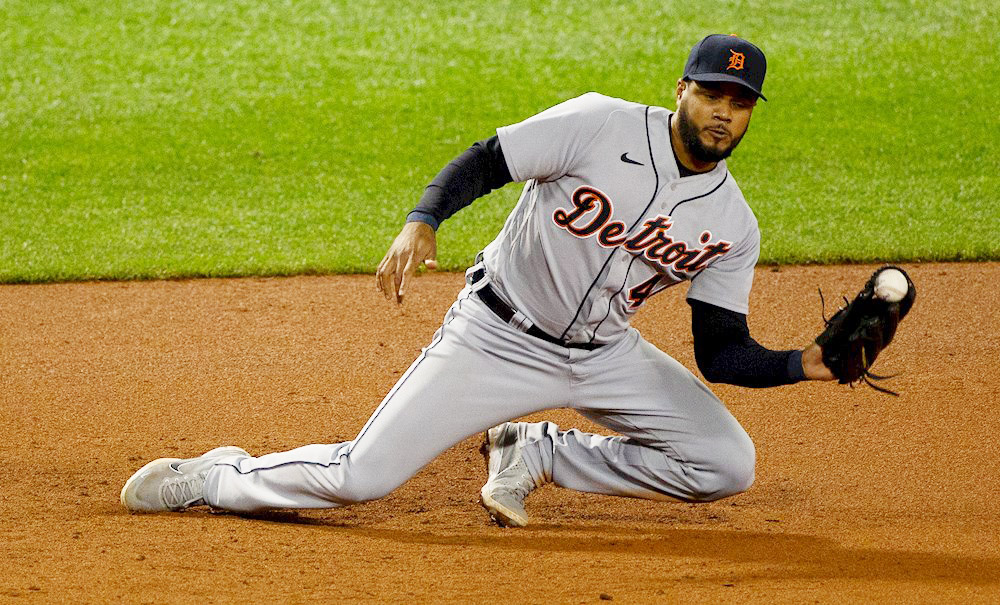 7-0. Candelario jonronea y Peralta lanza sólido en el triunfo de los Tigres