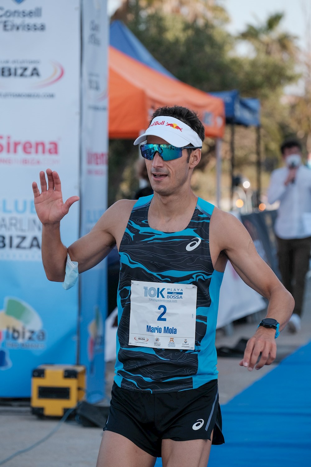 Mola: El relevo nos hace mucha ilusión; habrá que saber jugar nuestras cartas