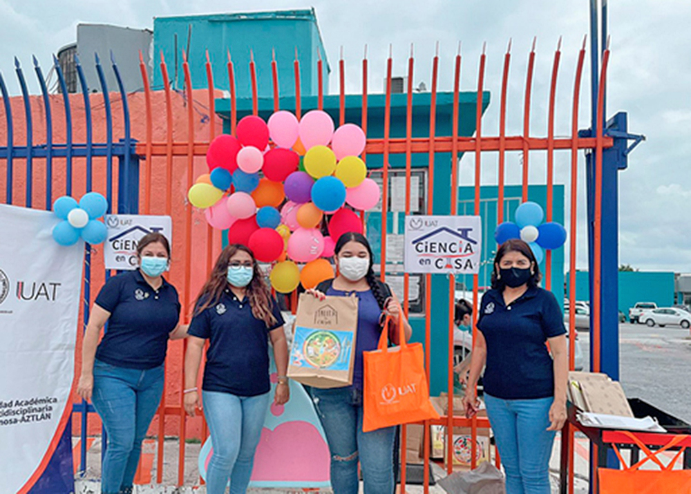 Imparten talleres de Ciencia en Casa para niños