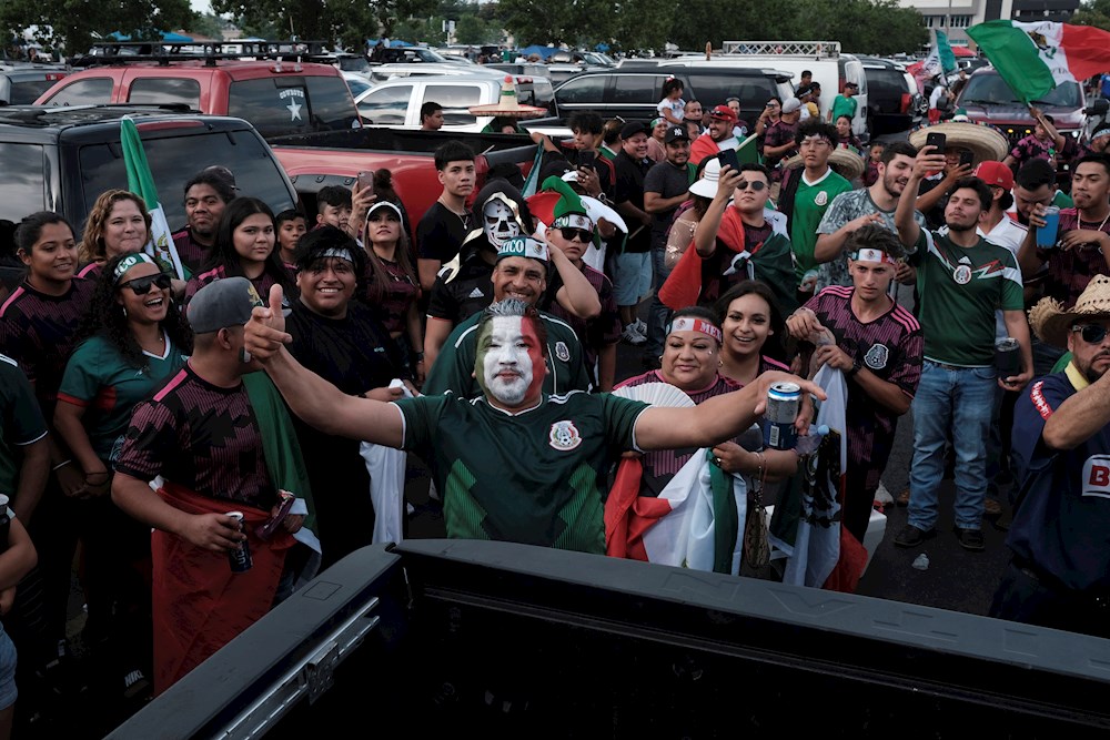 Mujeres mexicanas lamentan el machismo en el fútbol