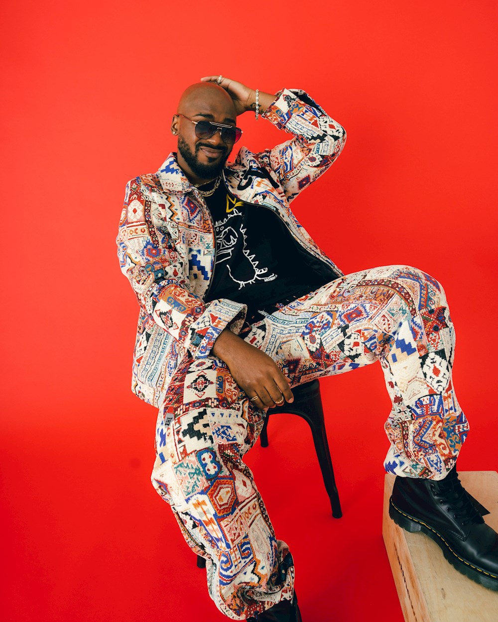 Productor celebra los éxitos como la mente creativa de Rauw Alejandro