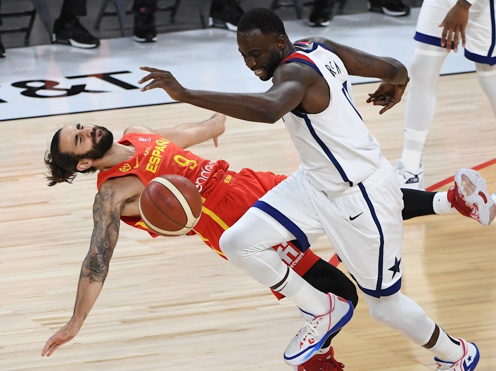 83-76. Lillard lidera el ataque balanceado de EE.UU. en su triunfo frente a España