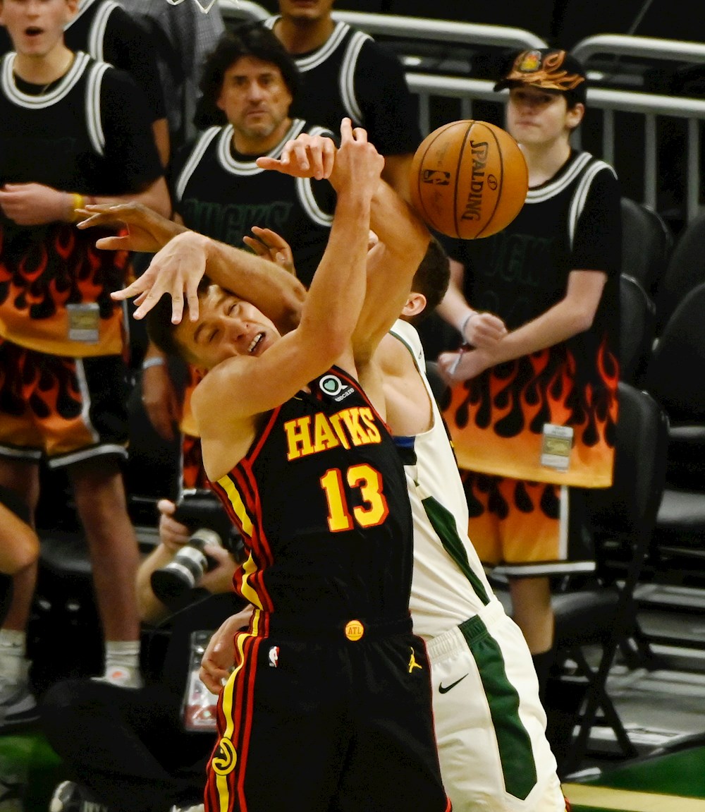 123-112: Los Bucks están a una victoria de la final de la NBA contra los Suns