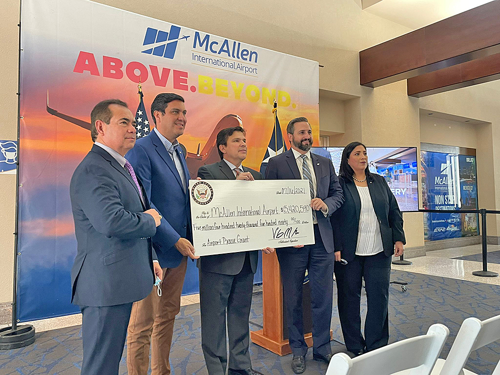 Otorgan fondos federales para fortalecer aeropuerto de McAllen