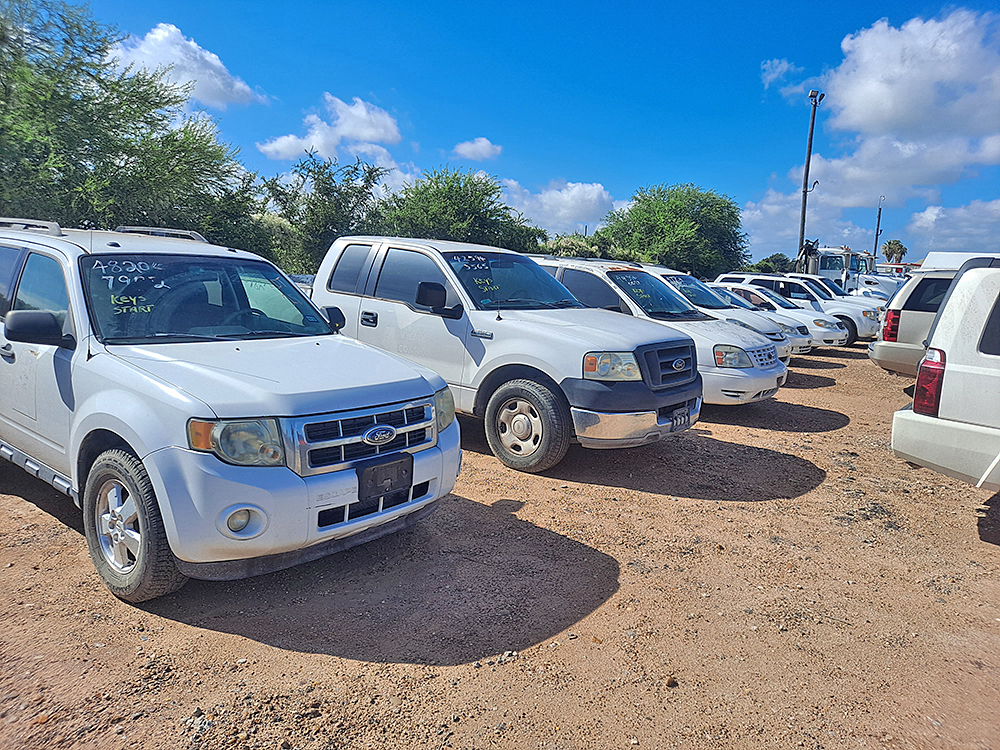 Condado de Hidalgo realizará subasta en línea de vehículos de flota, equipo pesado y mercadería en general