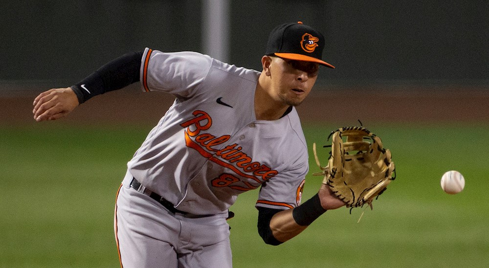 Urías pega rodado y empuja el triunfo de los Orioles