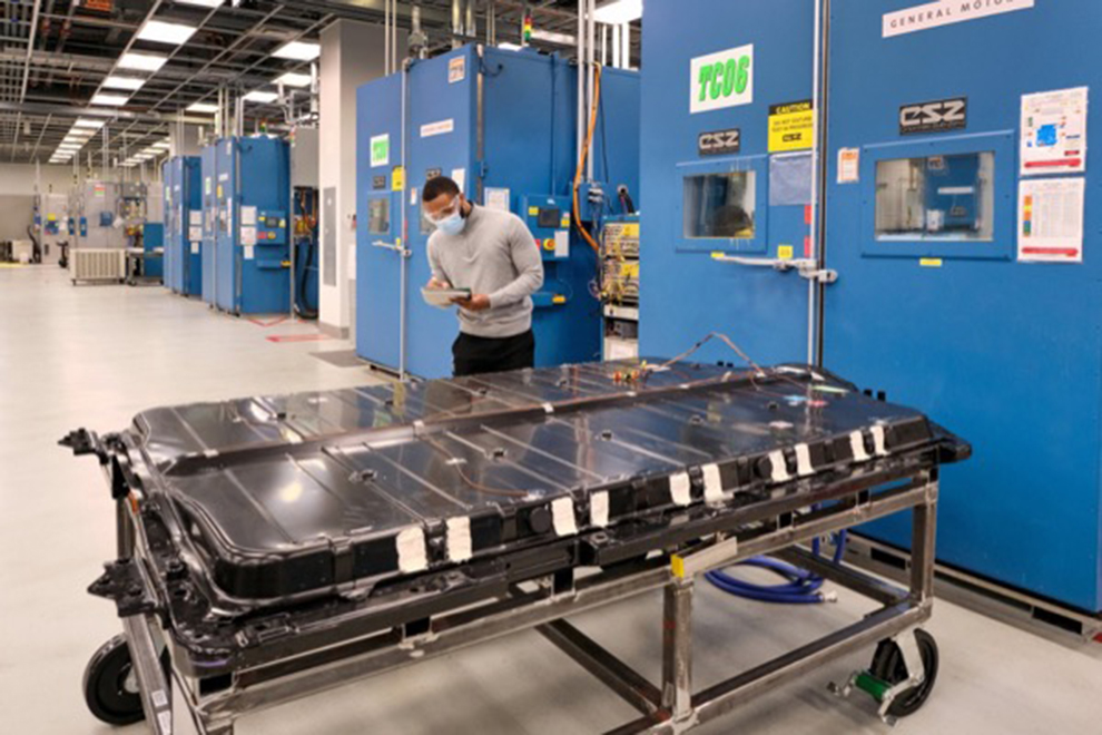 General Motors asegura en California suministro de litio para vehículos eléctricos