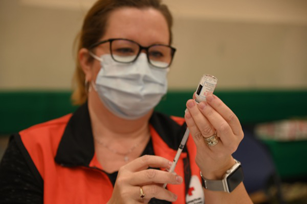 Resaltar efectividad de vacunas Covid-19 podría ser clave para convencer a escépticos