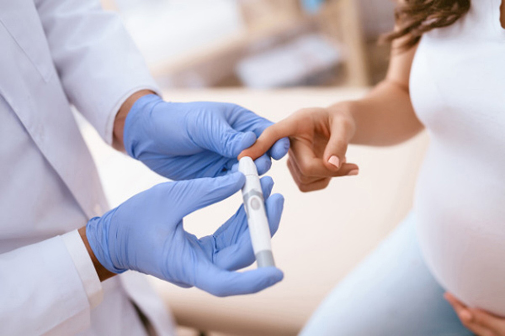 ¿Qué es la diabetes gestacional y por qué se origina?