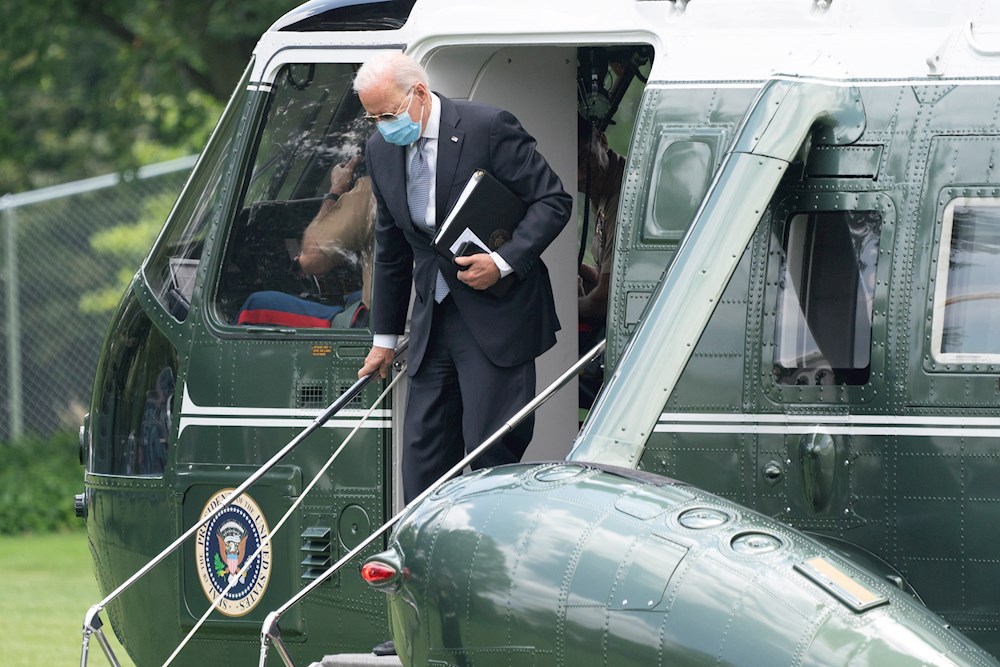 Grupos que demandaron a Trump por expulsión de migrantes, demandan a Biden